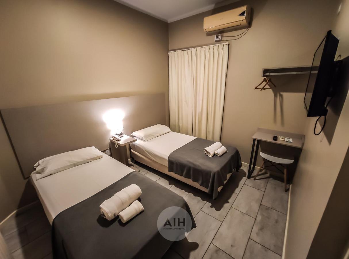 Hotel Alhambra Сан-Хуан Экстерьер фото