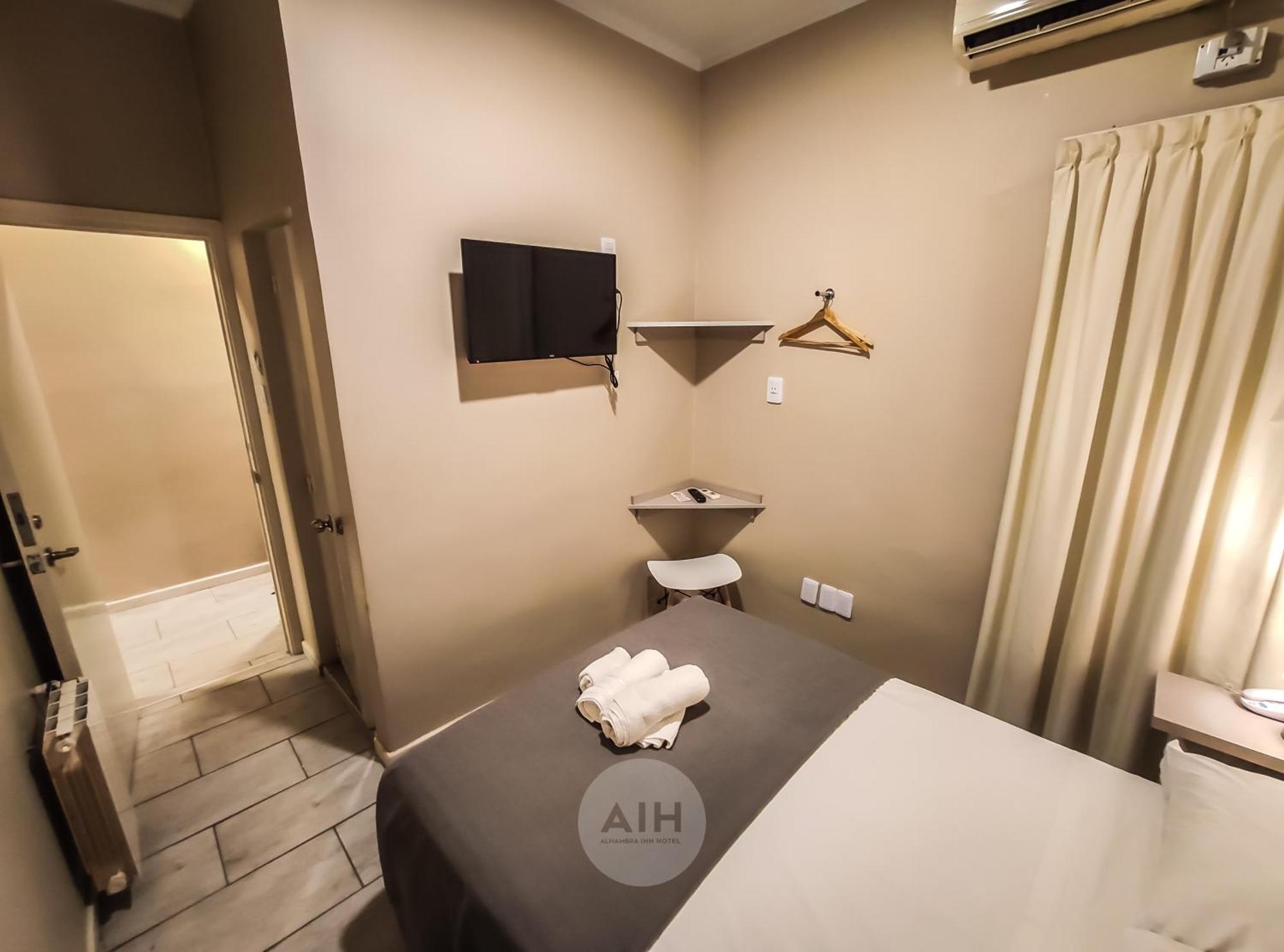 Hotel Alhambra Сан-Хуан Экстерьер фото