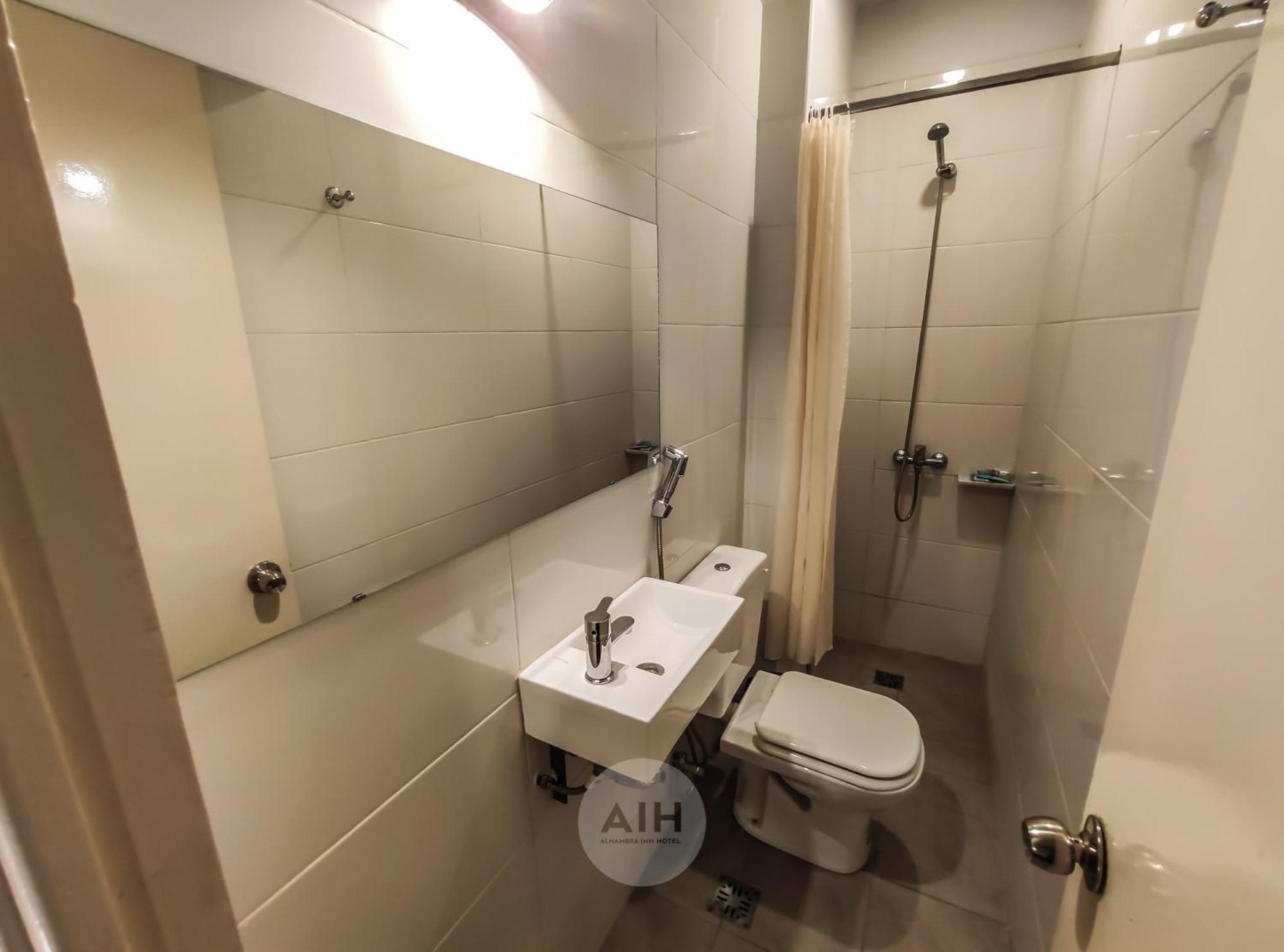Hotel Alhambra Сан-Хуан Экстерьер фото